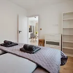 Pusszantalak Lägenhet Paloznak