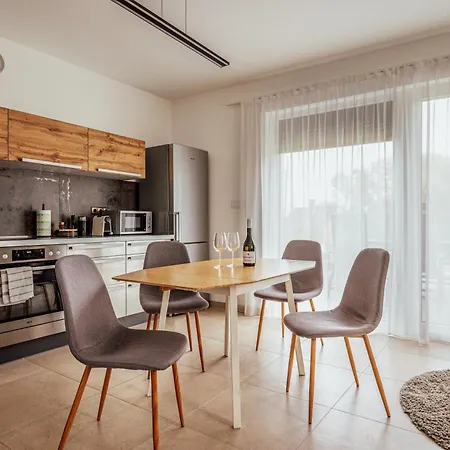 Pusszantalak Apartmán